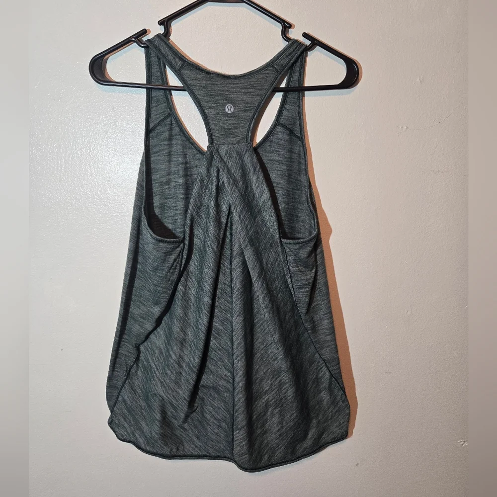 Lululemon Athletic Womens Tank Size 8 Green - Picture 2 of 5